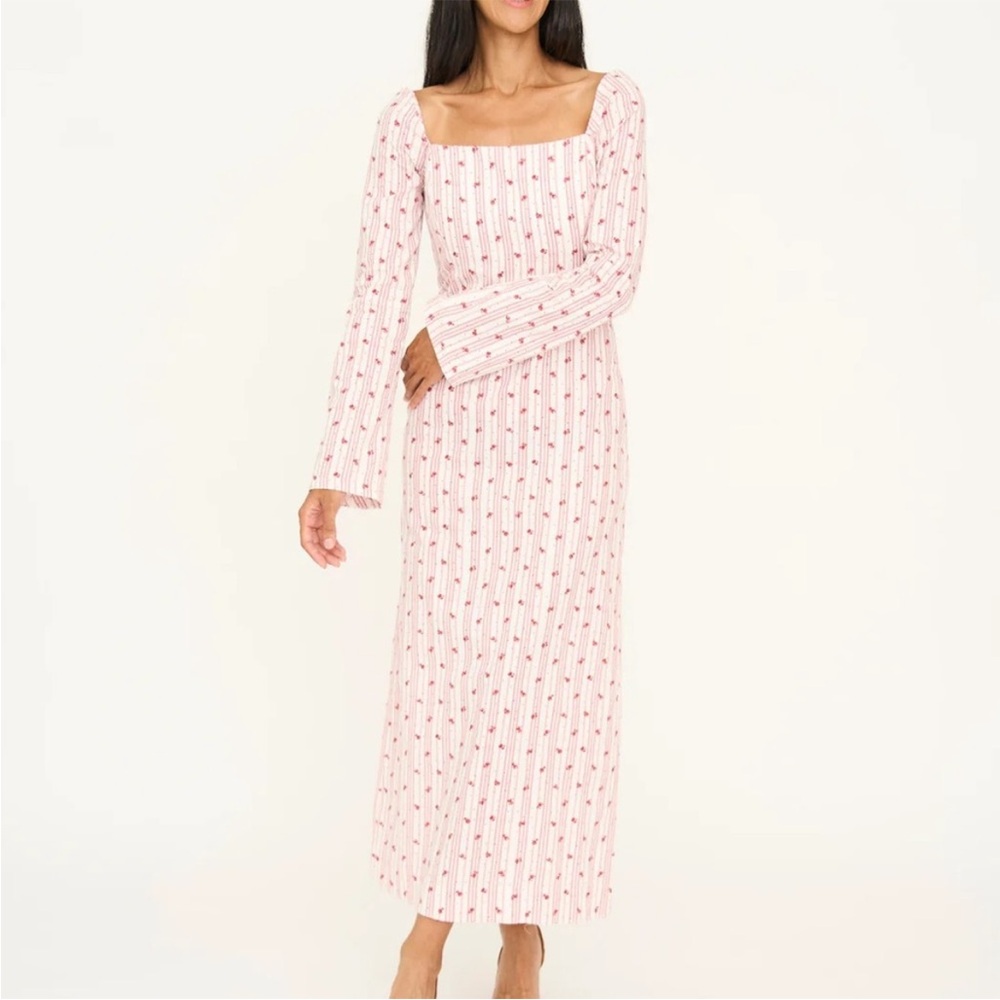 Byrdie Golf Social Wear Square-Neck Long Sleeve Pink Dress with removable cape - Picture 5 of 9